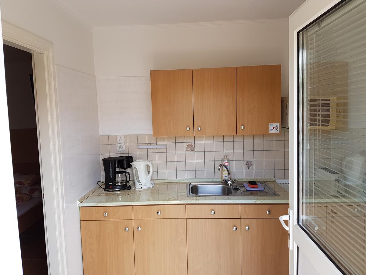 Apartman Kaszas Garden Mosonmagyaróvár エクステリア 写真