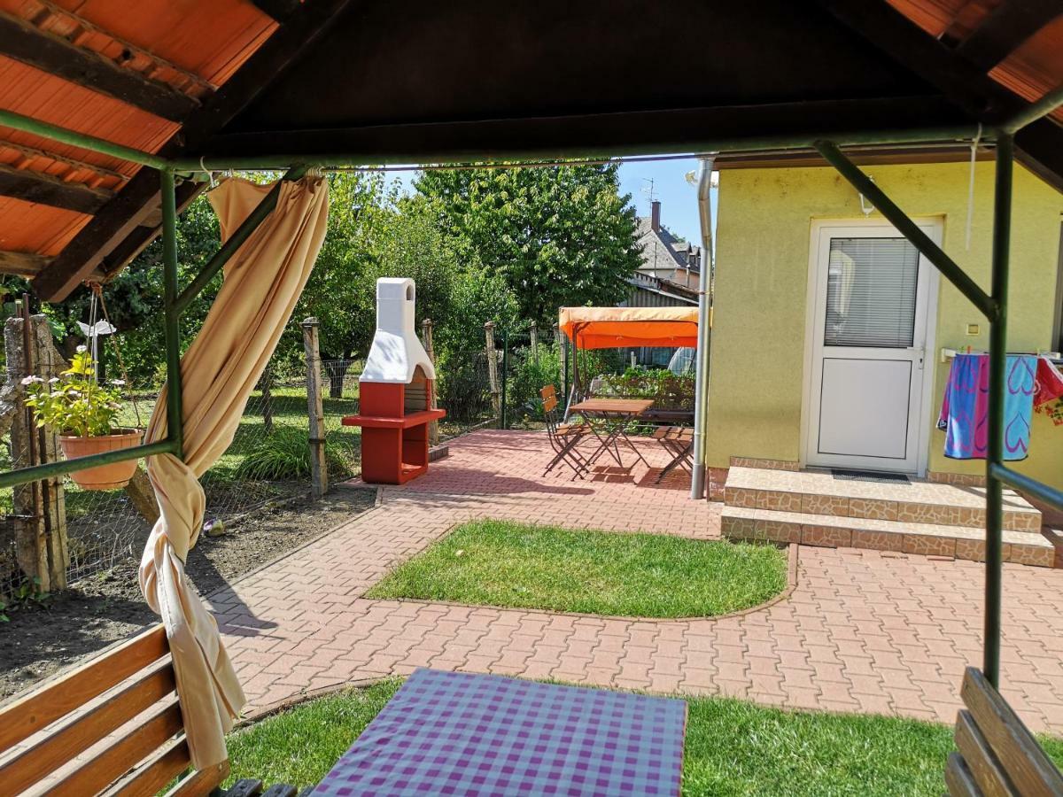 Apartman Kaszas Garden Mosonmagyaróvár エクステリア 写真